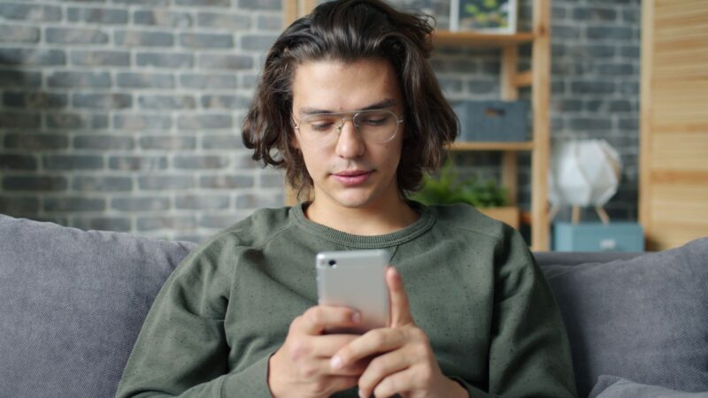 Mobile Casino Gaming: What Players Should Know About Playing on Android Devices